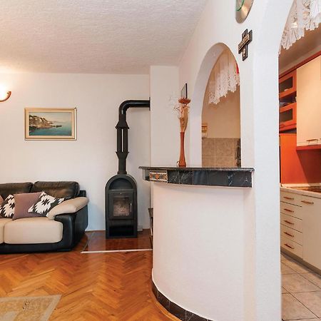 Lovely Apartment In Rovanjska With House Sea View Εξωτερικό φωτογραφία