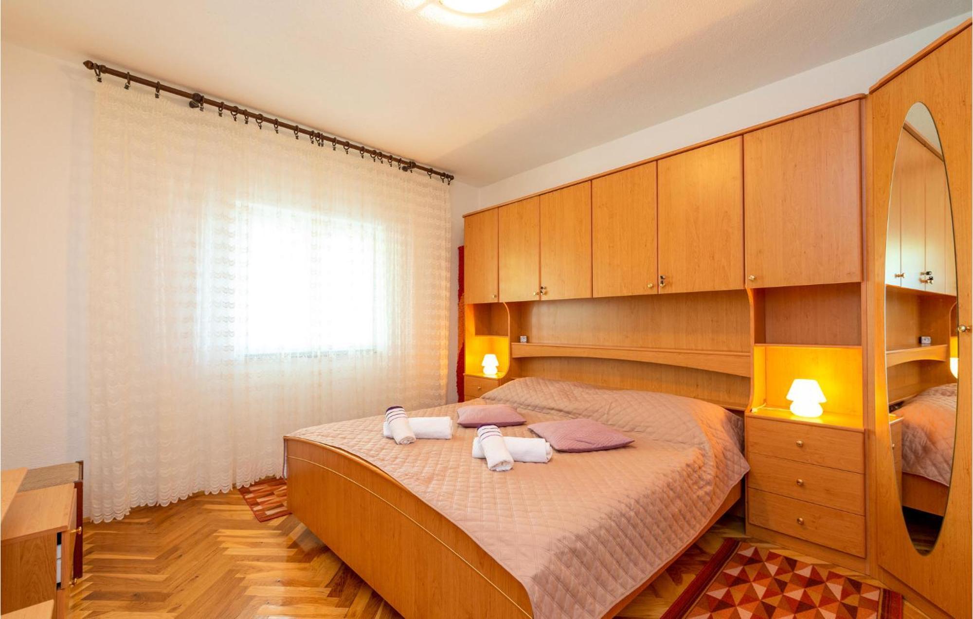 Lovely Apartment In Rovanjska With House Sea View Εξωτερικό φωτογραφία